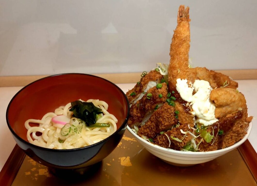 でか盛り 男前丼