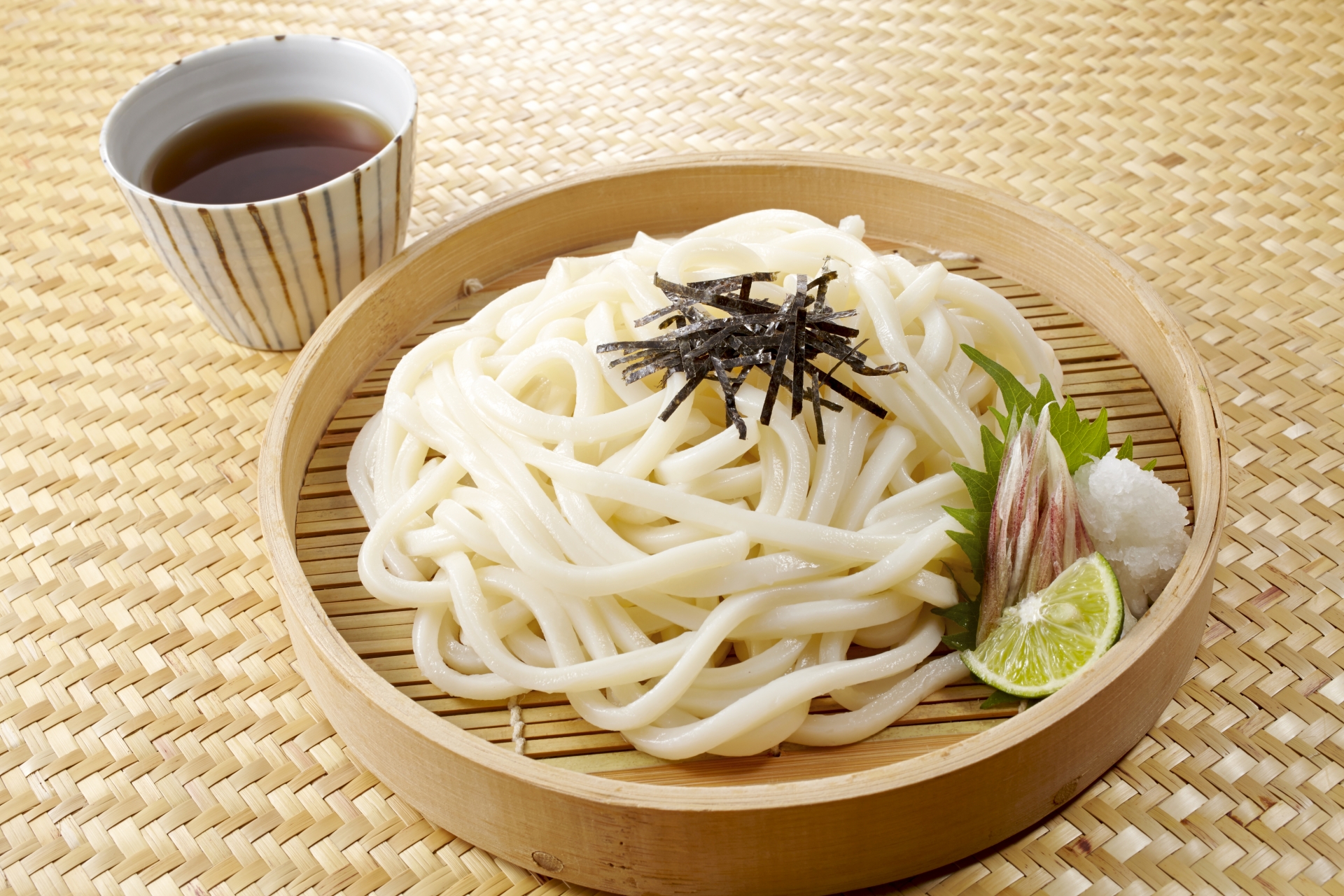 満腹讃岐うどん