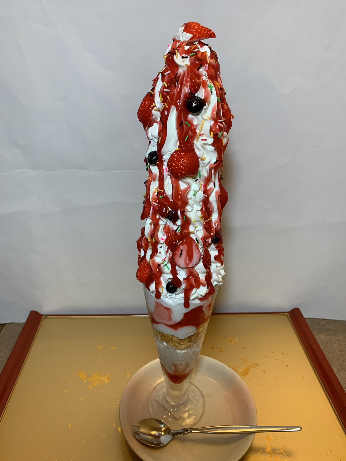 いちごタワーパフェ