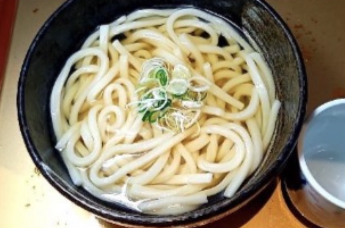 だしの美味しいかけうどん